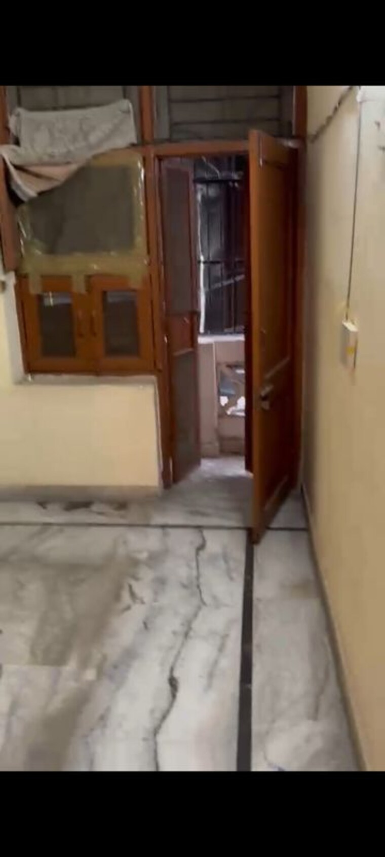 Bathroom, rohini sector 15 2 Bedroom 1000 Sq.Ft. Builder Floor In Rohini Sector 15 Delhi 10439665