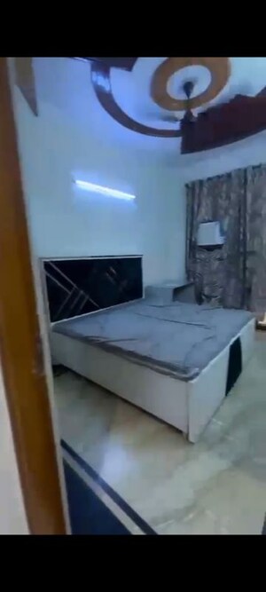 Bedroom in 2 BHK Builder Floor at Pitampura – for Rent