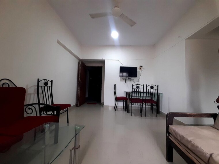 Living Room, royal-palms-diamond-isle-phase-i 2 Bedroom 850 Sq.Ft. Apartment In Goregaon East Mumbai 10428040