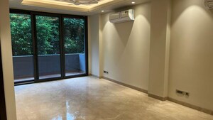 Room in 3 BHK Builder Floor at Anand Niketan – for Rent
