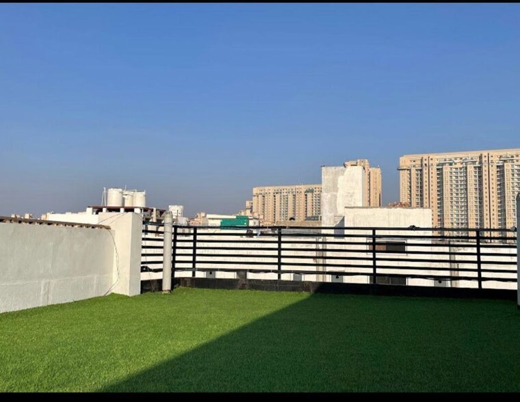 Exterior View, smart-world-orchard 3 Bedroom 1712 Sq.Ft. Builder Floor In Sector 61 Gurgaon 10439710