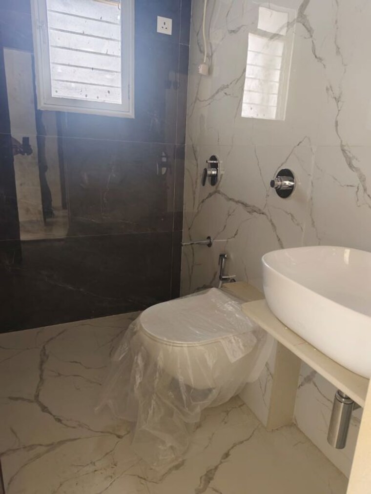 Bathroom, la-charmaine-apartment 2 Bedroom 686 Sq.Ft. Apartment In Malad West Mumbai 10439709