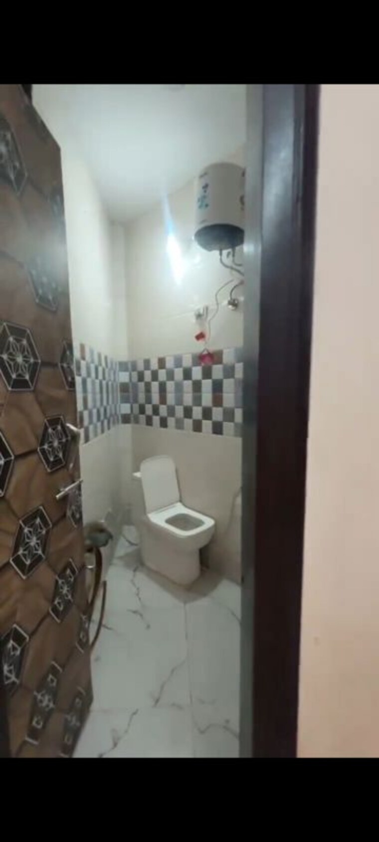 Bathroom, rohini sector 3 1 Bedroom 600 Sq.Ft. Builder Floor In Rohini Sector 3 Delhi 10439764