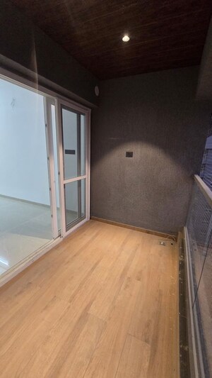 Room in 2 BHK Apartment at Vandana Residency Kharadi, Kharadi – for Rent