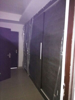 Room in 5 BHK Apartment at Aliens Space Station 1 Cassini, Tellapur – for Rent