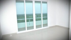 Room in 5 BHK Apartment at Aliens Space Station 1 Cassini, Tellapur – for Rent