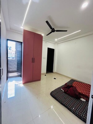 Bedroom in 1 BHK Builder Floor at Chattarpur – for Rent