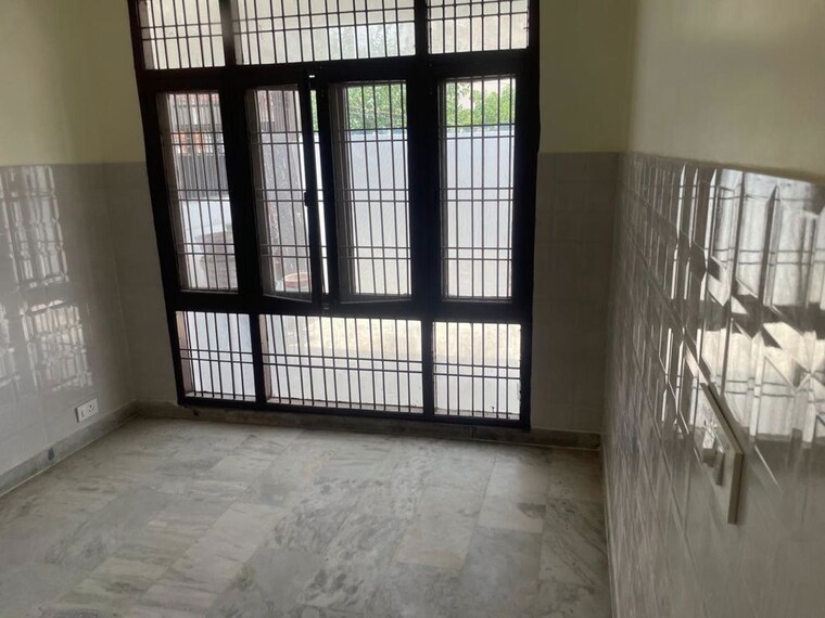 Room, maulviganj 3 Bedroom 1800 Sq.Ft. Villa In Maulviganj Lucknow 10439907