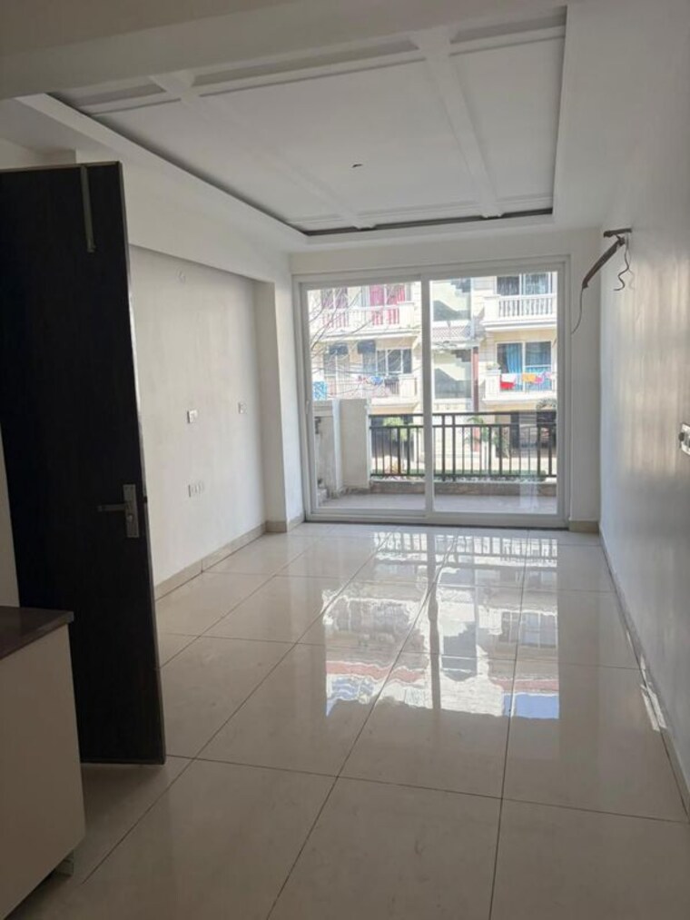 Kitchen, motia-aerogreens 3 Bedroom 2600 Sq.Ft. Apartment In Dyalpur Zirakpur 10440333