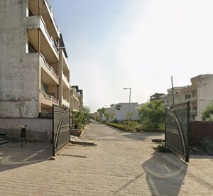  Villa For Sale in Sector 8