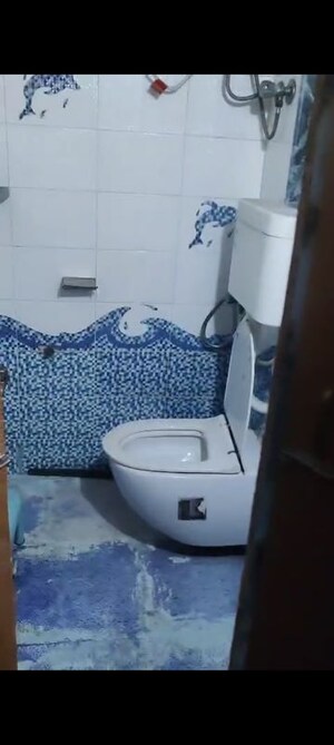 Bathroom in 2 BHK Apartment at Chembur – for Rent