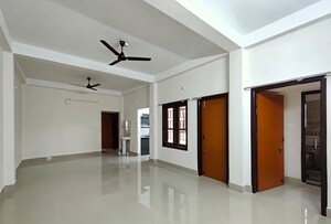 2 BHK Apartment For Rent in Om Plaza, Kahilipara