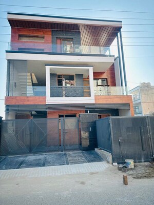 6+ BHK Independent House – Exterior View View at Sunny Enclave - for Sale
