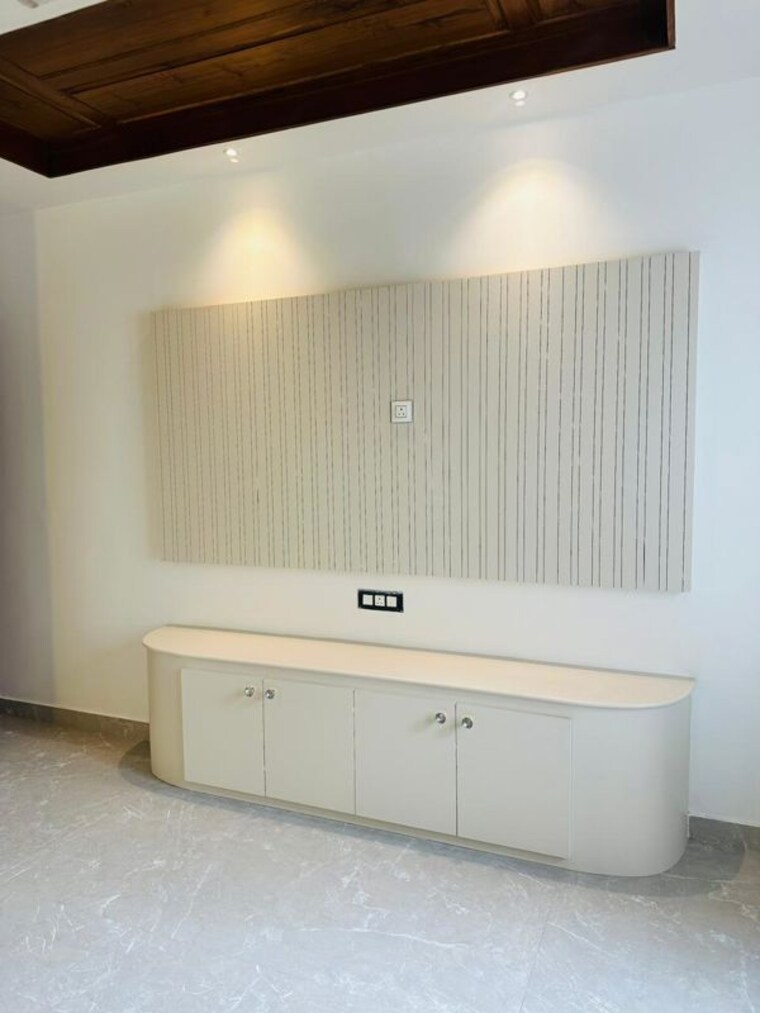 Bathroom, sunny enclave 6+ Bedroom 250 Sq.Yd. Independent House In Sunny Enclave Mohali 10440517