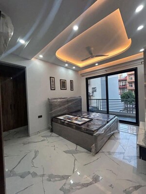 Living Room in 2 BHK Builder Floor at Sector 45 – for Rent