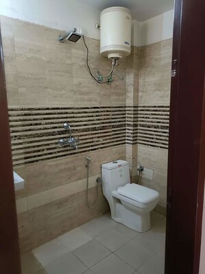 Bathroom in Studio Builder Floor at Sector 30 – for Rent
