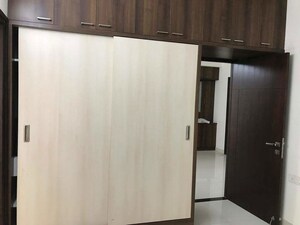 Room in  Apartment at Vertex Panache, Gachibowli – for Rent