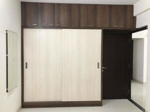 Room in  Apartment at Vertex Panache, Gachibowli – for Rent