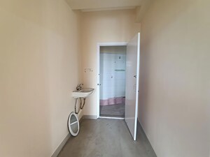 Furnished Amenities in 3 BHK Apartment at Sarumotoria – for Rent