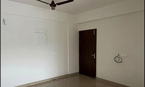 Room in 3 BHK Apartment at Ambika Devendra, Bhangagarh – for Rent