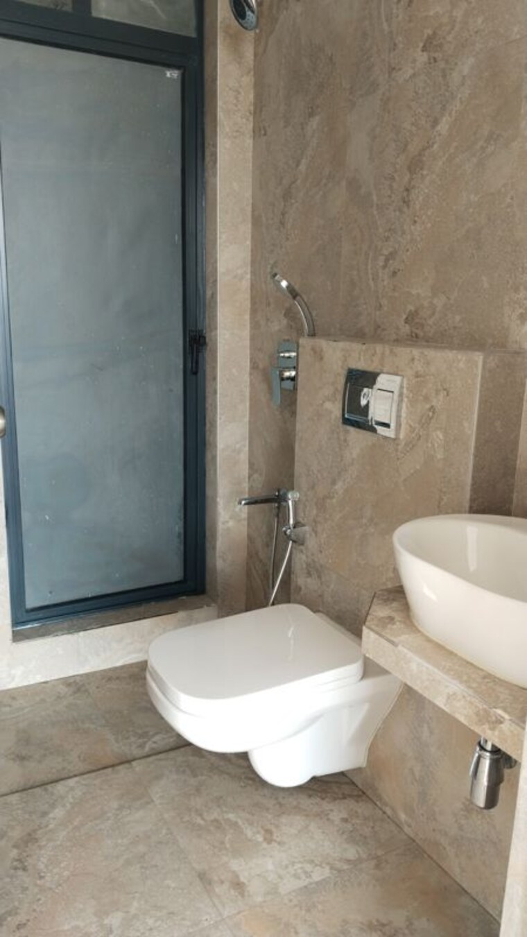 Bathroom, lodha-kiara 3 Bedroom 1266 Sq.Ft. Apartment In Worli Mumbai 10440723