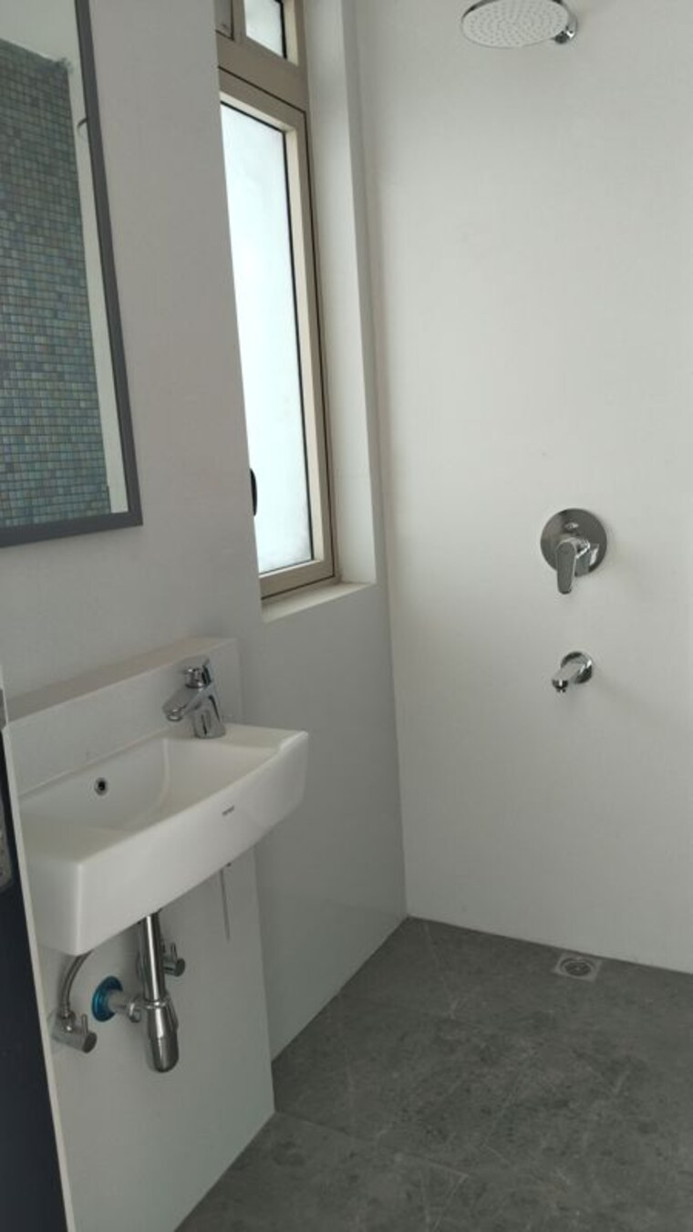 Bathroom, lodha-the-park-tower-6 3 Bedroom 1334 Sq.Ft. Apartment In Worli Mumbai 10440732
