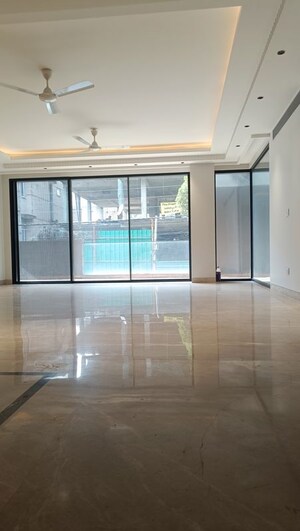 4 BHK Builder Floor For Sale in Geetanjali Enclave