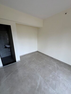 Room in 1 BHK Apartment at Keni Maple Paradise, Kalwa – for Rent