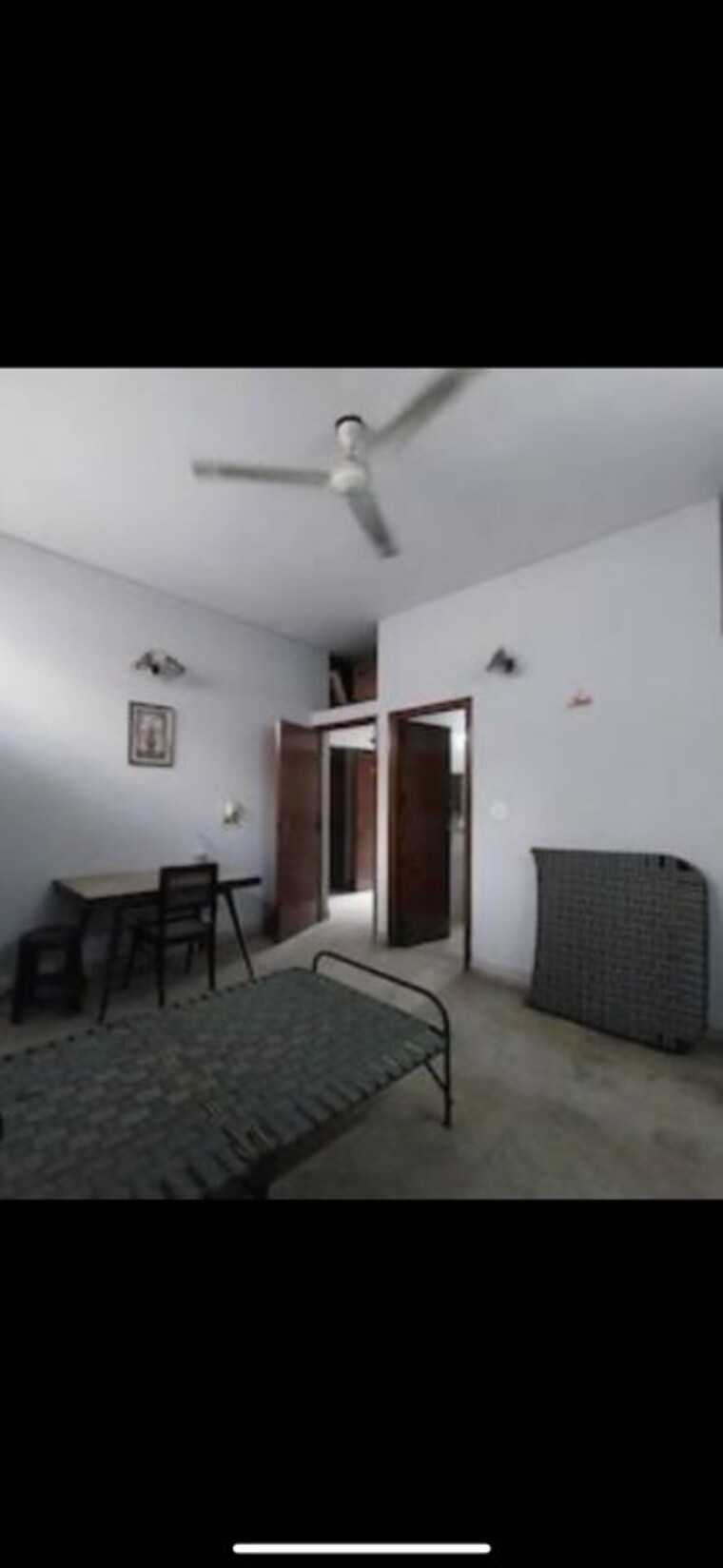 Living Room, sector 7 4 Bedroom 250 Sq.Yd. Builder Floor In Sector 7 Faridabad 10440771