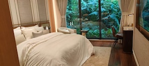 Bedroom in 6 BHK Apartment at Lodha Aria, Parel – for Sale