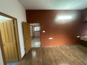 Room in 3 BHK Independent House at Jp Nagar – for Rent