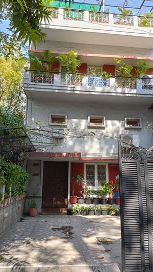 6+ BHK Villa For Sale in Bengali Market