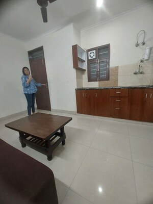 Furnished Amenities in 1 BHK Builder Floor at Sector 40 – for Rent