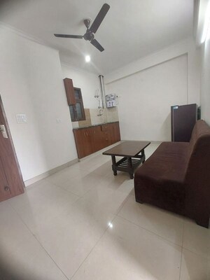 1 BHK Builder Floor For Rent in Sector 40