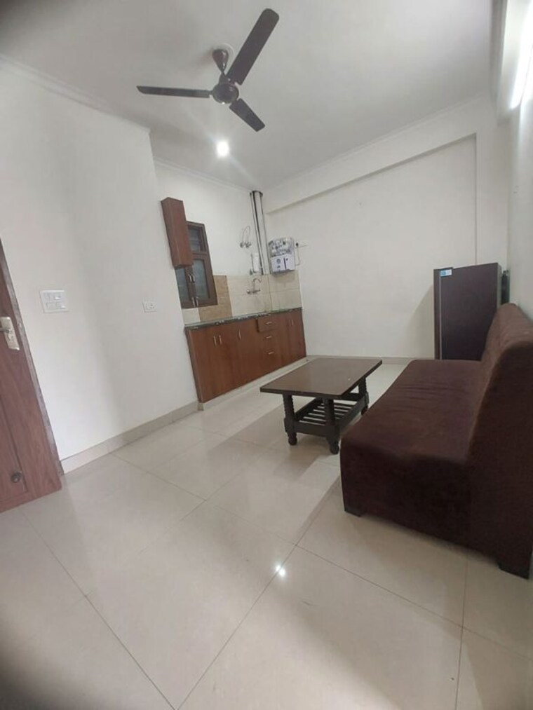 Living Room, sector 39 1 Bedroom 710 Sq.Ft. Builder Floor In Sector 39 Gurgaon 10440826