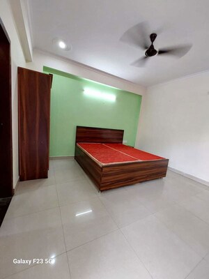 Bedroom in 1 BHK Builder Floor at Sector 39 – for Rent