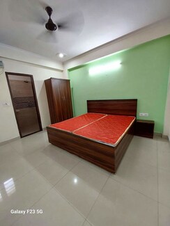 1 BHK Builder Floor For Rent in Sector 32