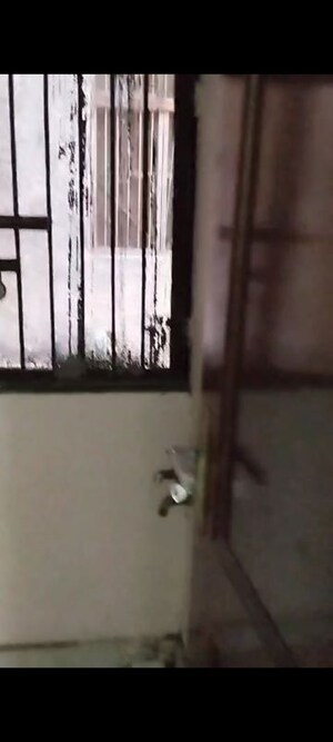 Room in 3 BHK Builder Floor at Rohini Sector 7 – for Rent