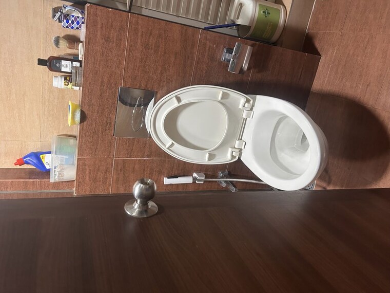 Attached Bathroom, lokhandwala-infrastructure-spring-grove 2 Bedroom 1010 Sq.Ft. Apartment In Kandivali East Mumbai 10440840