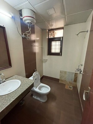 Bathroom in 3 BHK Builder Floor at Sector 47 – for Rent