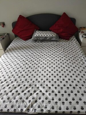 Bedroom in 3 BHK Builder Floor at Green Wood City, Sector 45 – for Rent