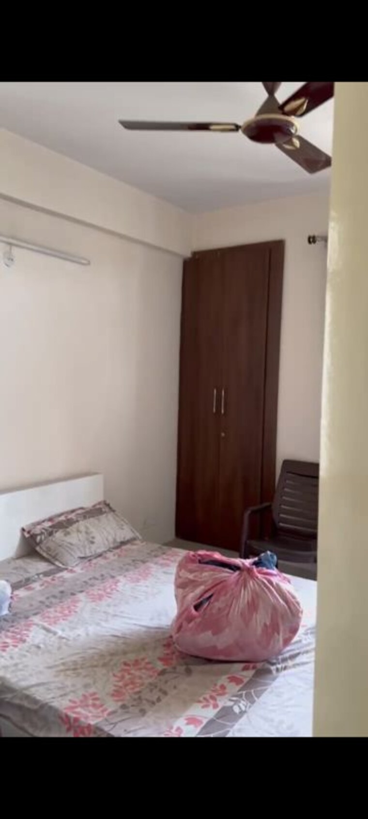 Bedroom, wave-executive-floors 2 Bedroom 900 Sq.Ft. Apartment In Wave City Ghaziabad 10440860