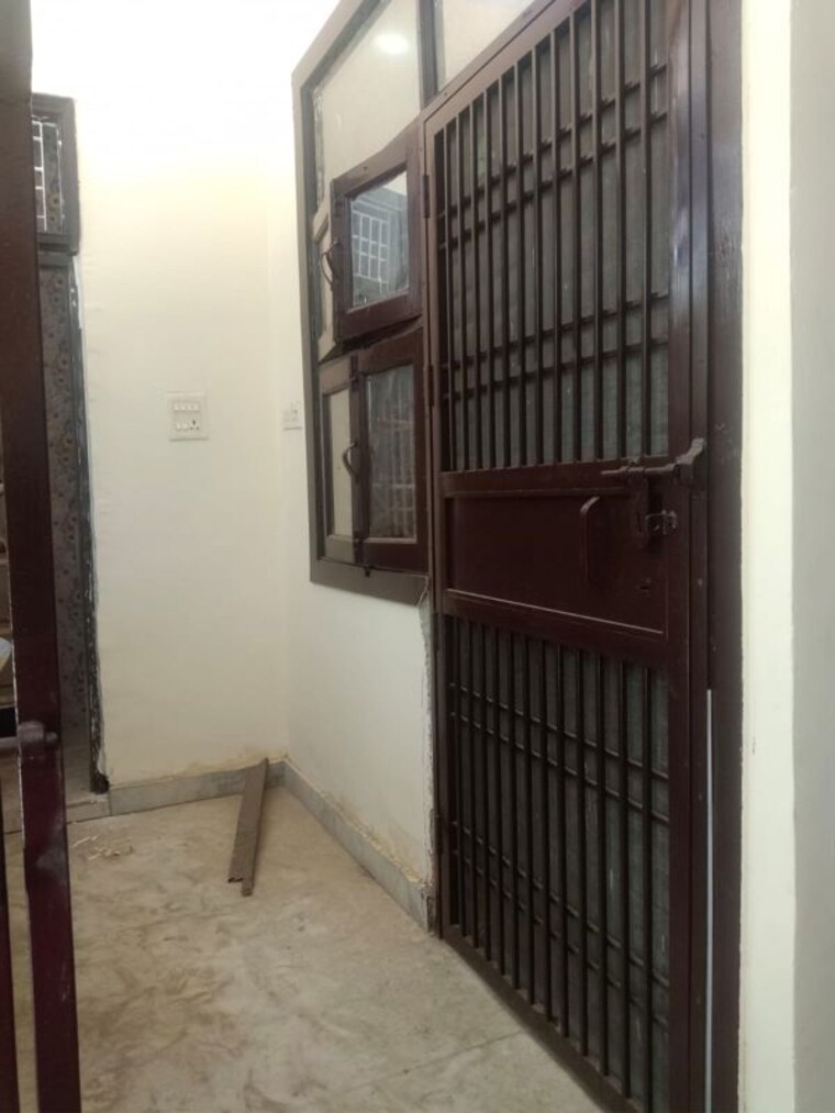 Exterior View, maan-heights 3 Bedroom 1200 Sq.Ft. Builder Floor In Gaur City 1 Greater Noida 10440861