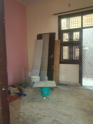 Room in 3 BHK Builder Floor at Maan Heights, Gaur City 1 – for Rent
