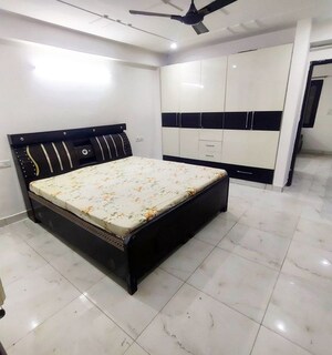 Bedroom in 1 BHK Builder Floor at Sushant Lok Iii – for Rent