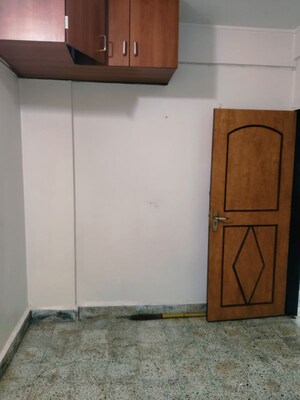 Bedroom in 1 BHK Apartment at Bhayandar West – for Rent