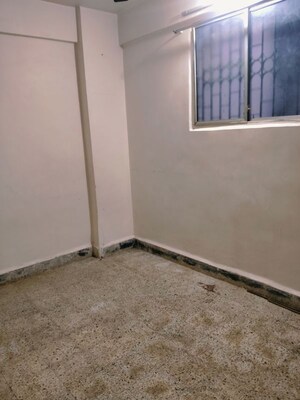 Bedroom in 1 BHK Apartment at Bhayandar West – for Rent