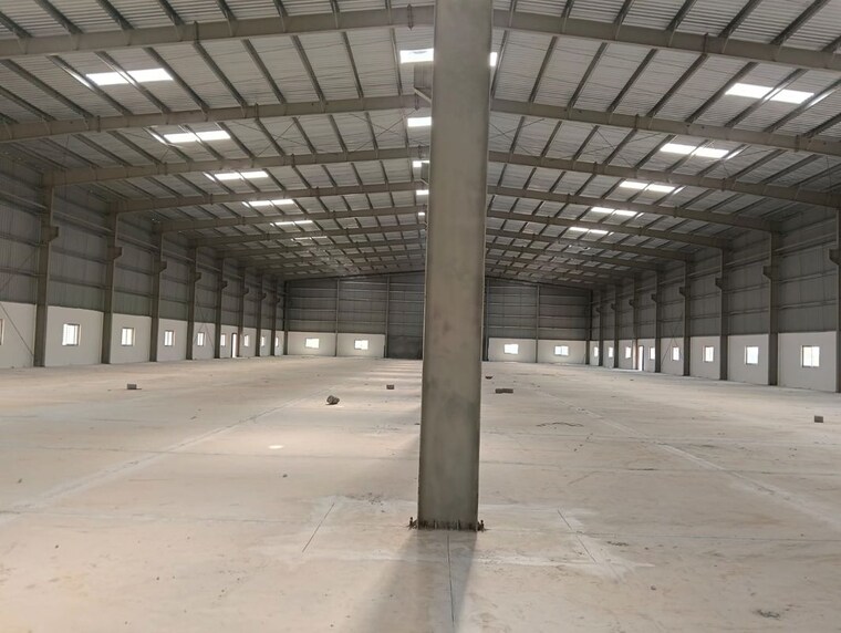 Parking, sompura-industrial Commercial Warehouse 150000 Sq.Ft. In Dobbaspet Bangalore 10440914