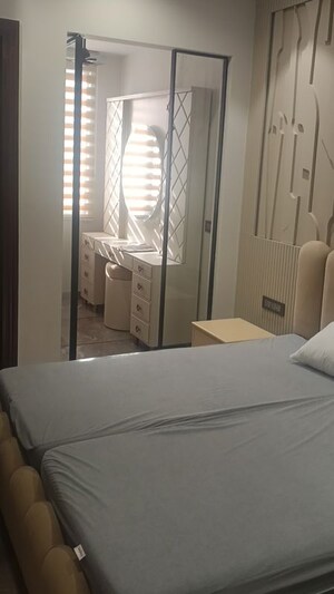 Bathroom in 3 BHK Builder Floor at Rohini Sector 11 – for Rent
