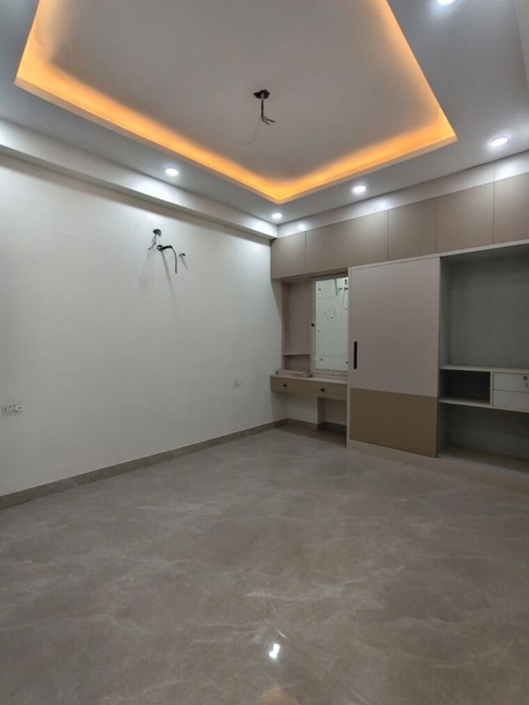 Room, sector 82 2 Bedroom 1200 Sq.Ft. Builder Floor In Sector 82 Noida 10440927